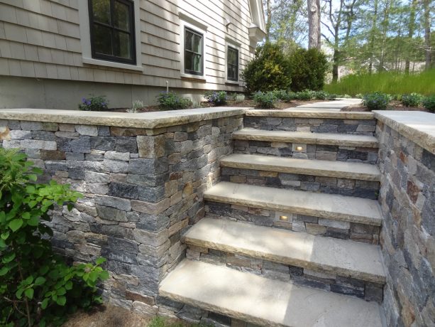 ledgestone thin veneer covering is perfect for a traditional house with concrete steps
