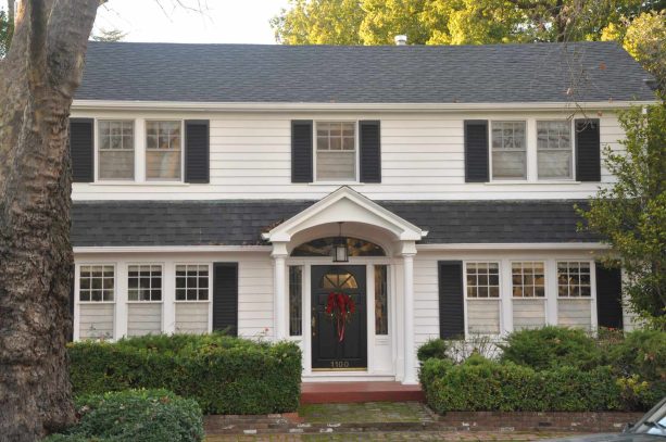 benjamin moore - universal black colonial front door with glass panels